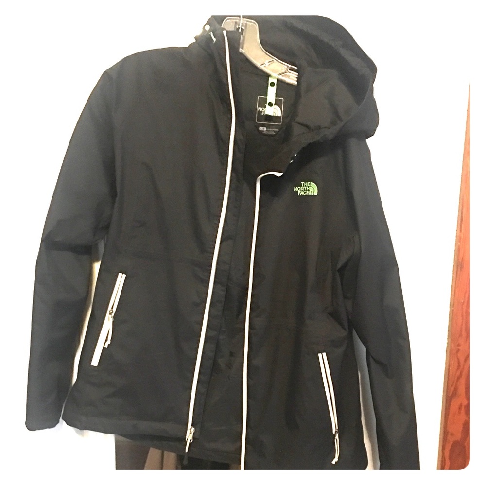 North Face Women’s Rain Jacket
